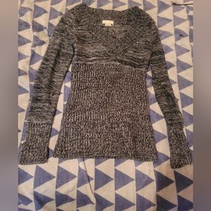 Women's Black long sleeve sweater